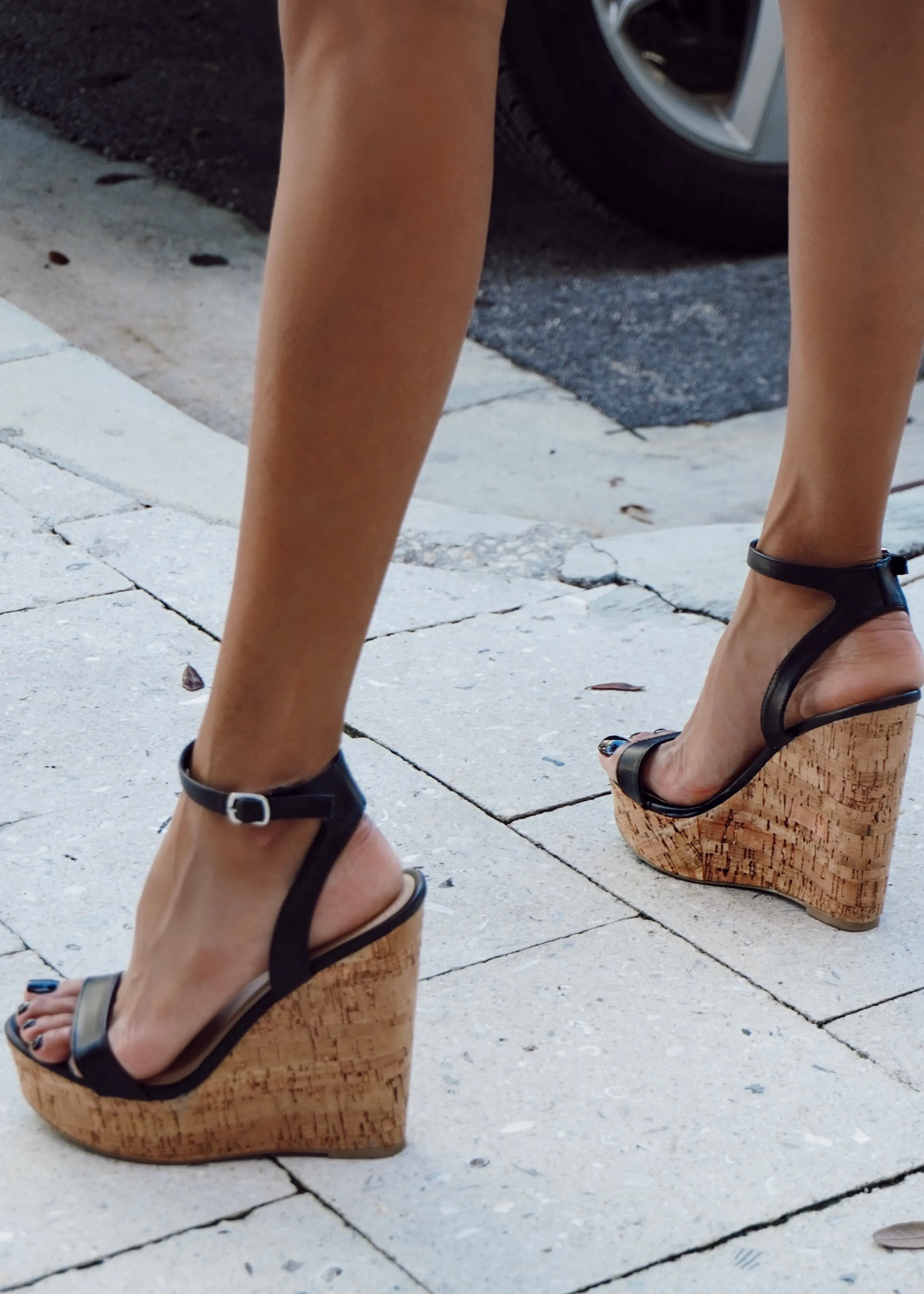 Amora Black Wedges
