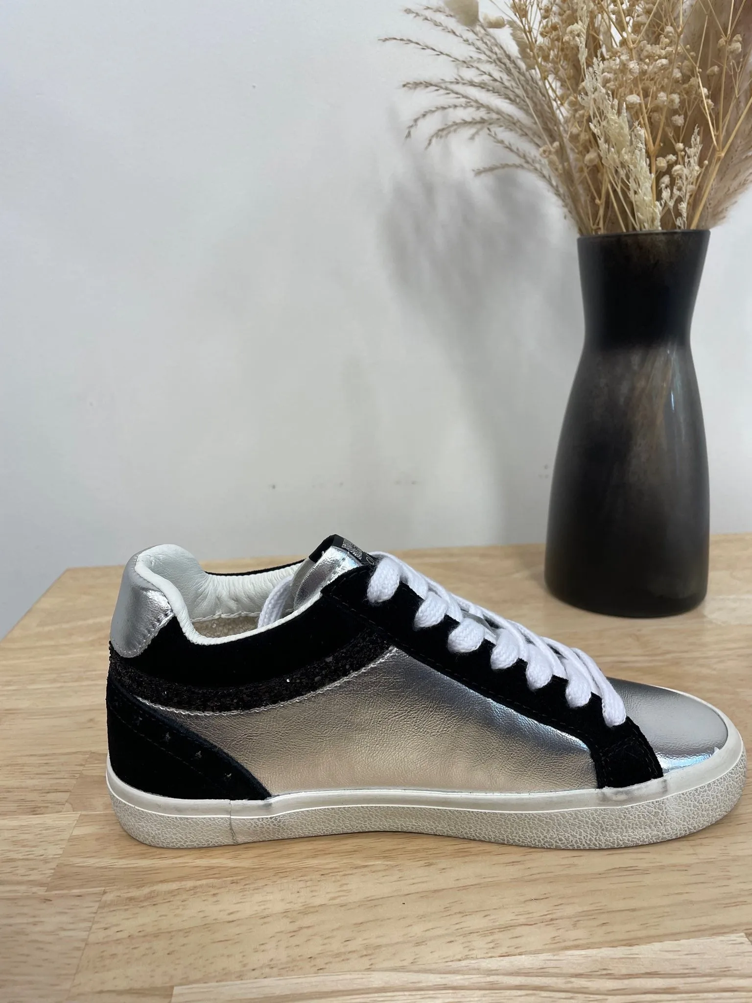 Bounce 18 Lowtop Sneaker By Vintage Havana