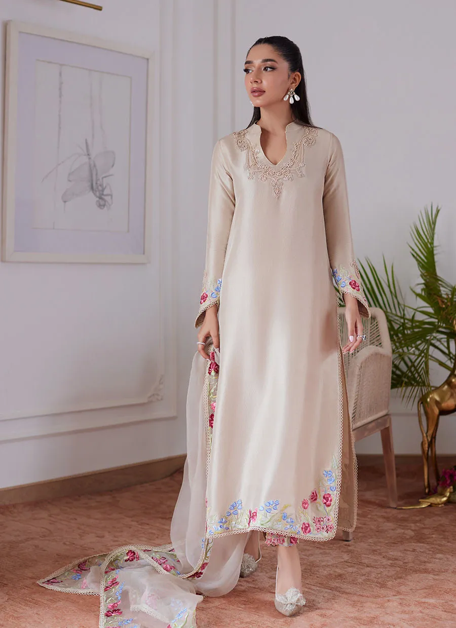 Farah Talib Aziz | Luna Eid Collection 24 | LIARA SAND