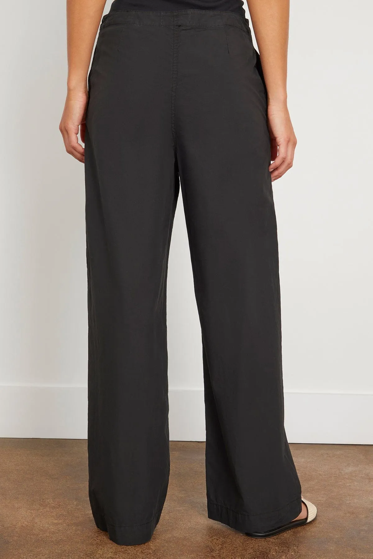Kai Pant in Jet Black