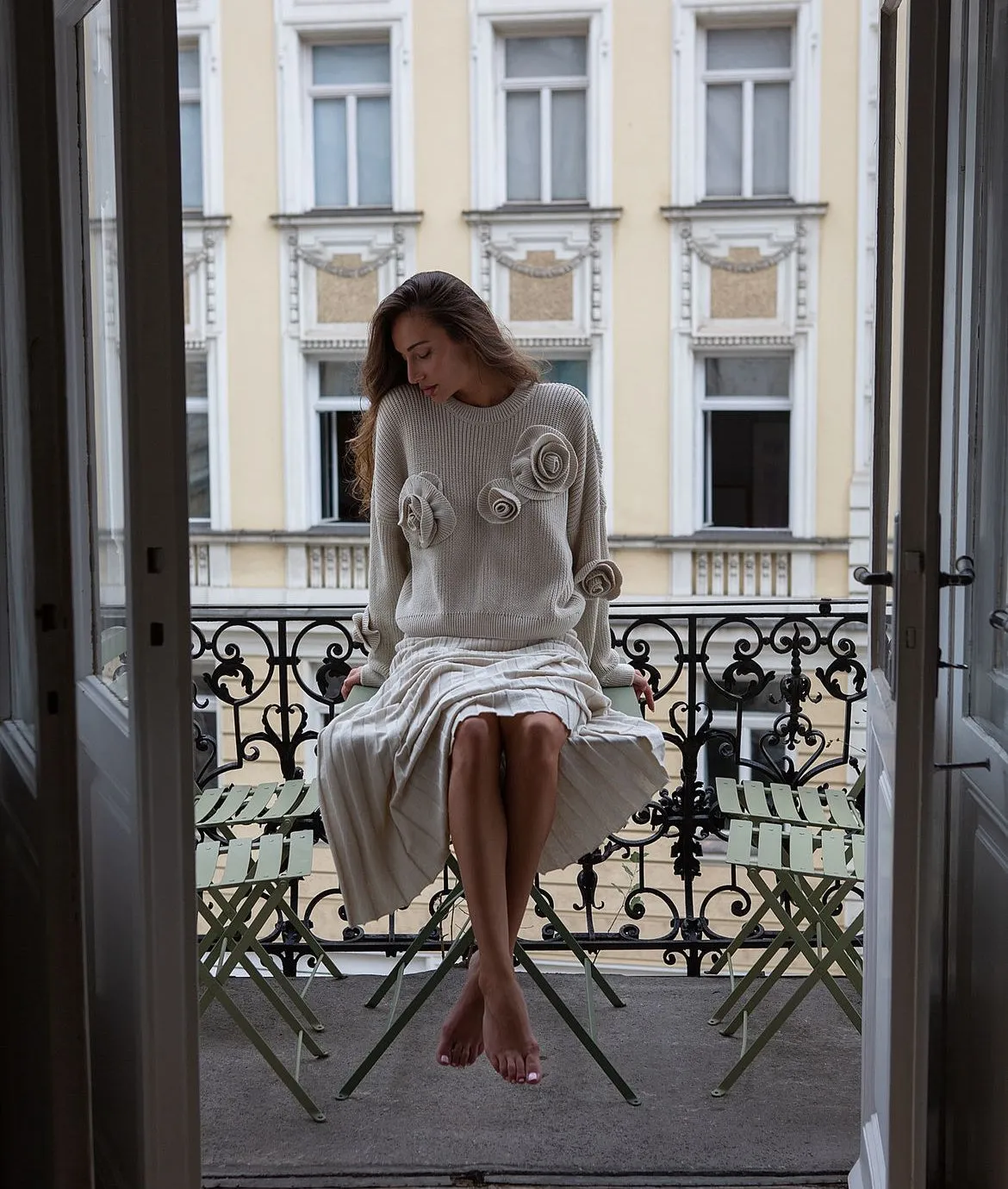 Oversized Decorated Sweater Rose