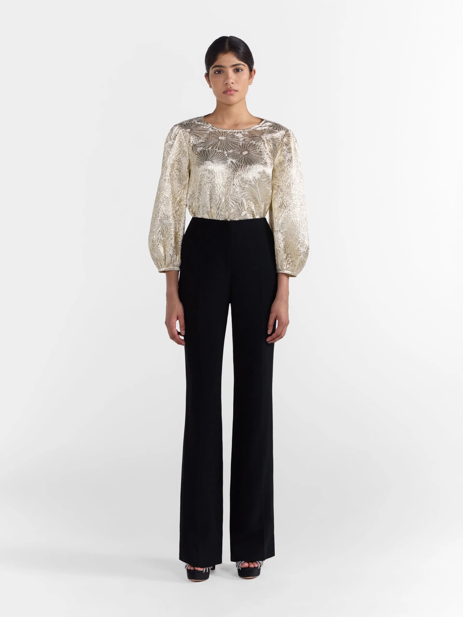 Ozzi top in pale gold