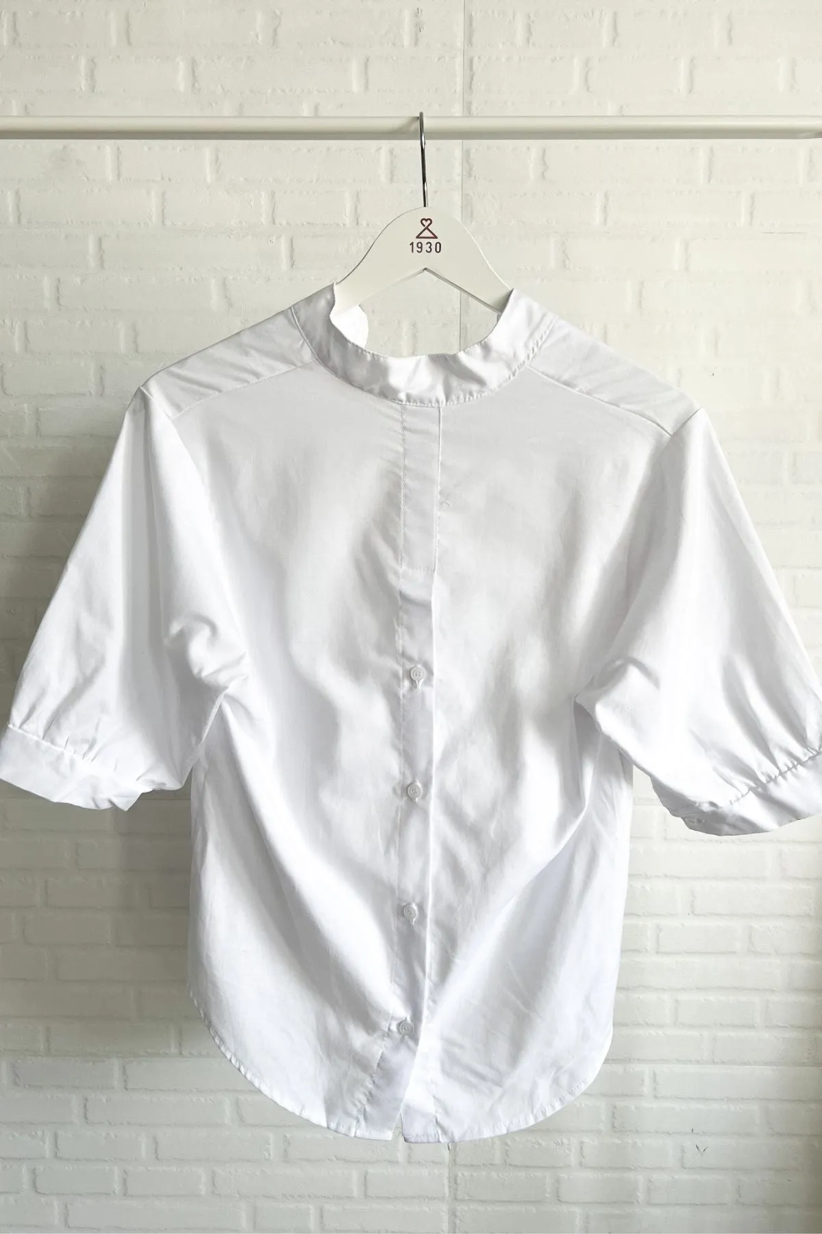 TAYLOR Relaxed Mandarin Collar Top (White)