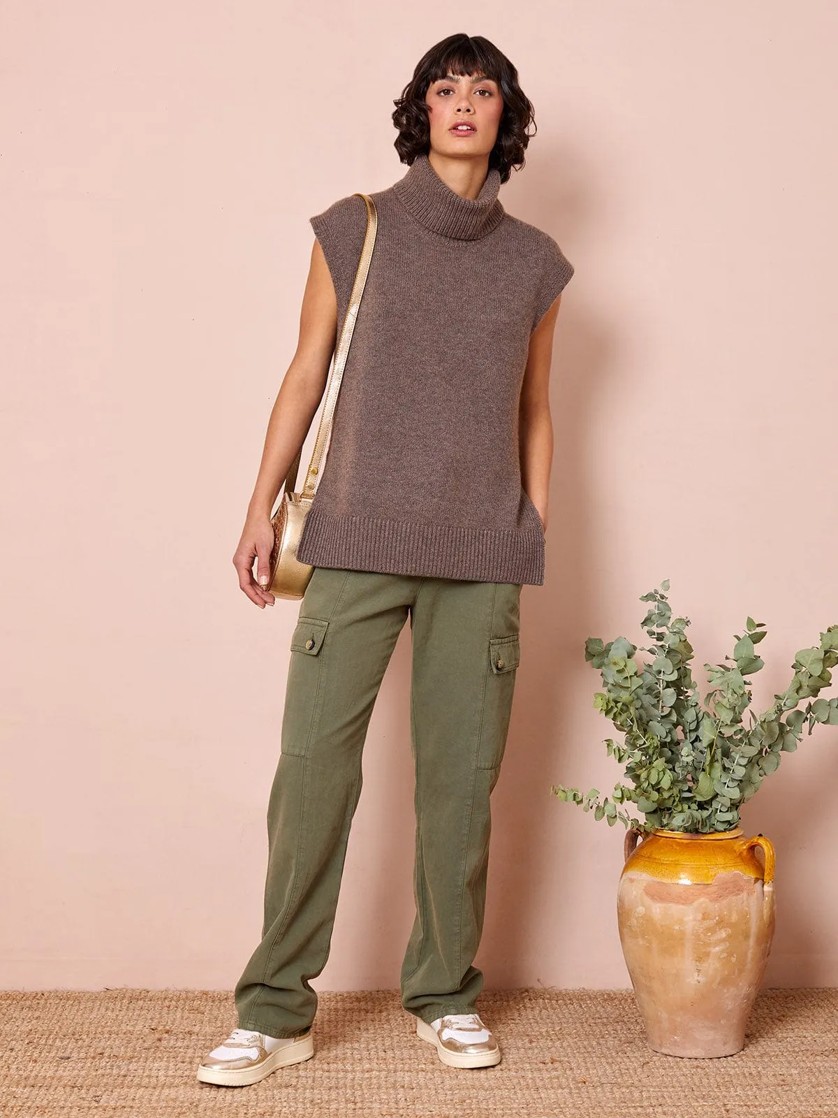 Ulla Roll Neck Vest- Brown