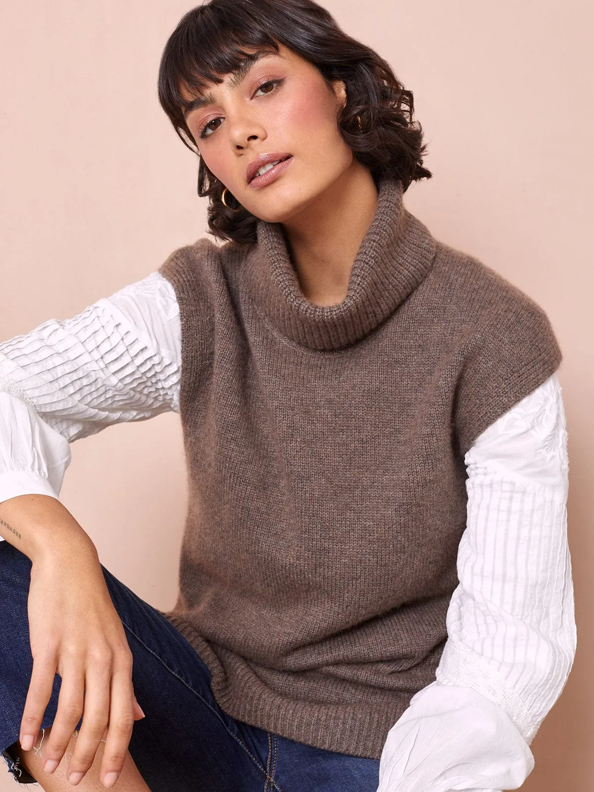 Ulla Roll Neck Vest- Brown